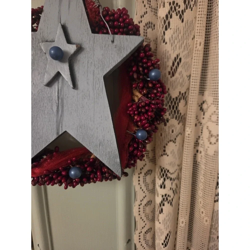 Small Red Berry Wreath Blue Wood Primitive Star Patriotic Decor 4th of July